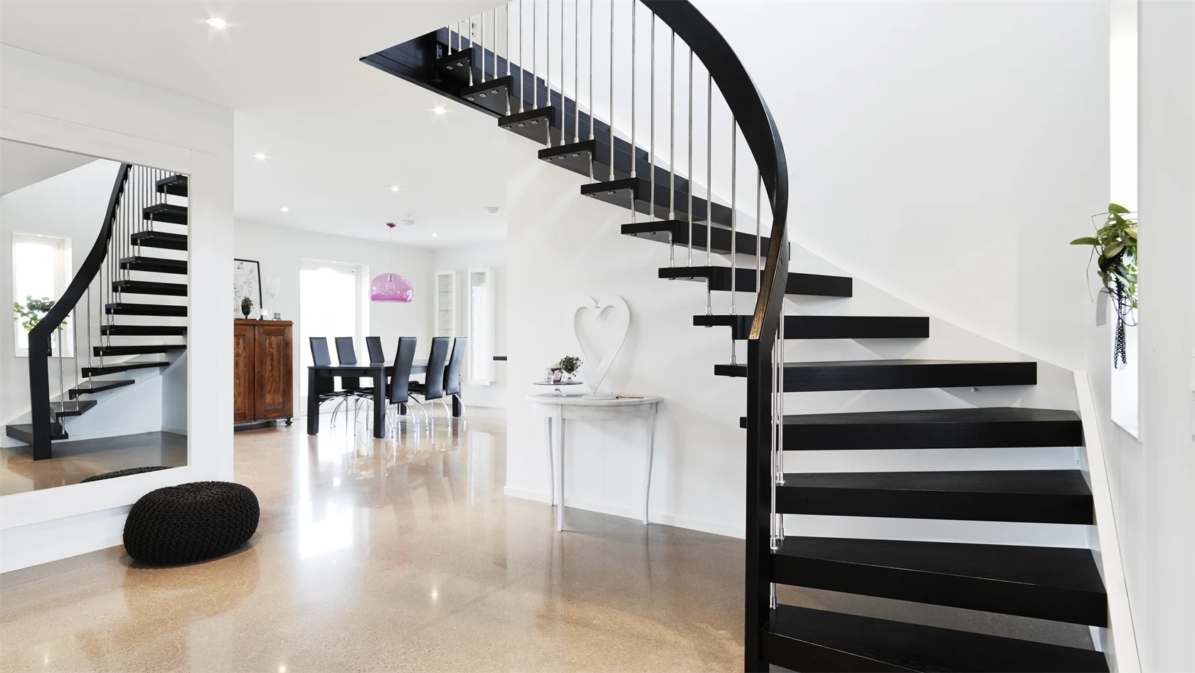 Atab-trappan, inomhusmiljö