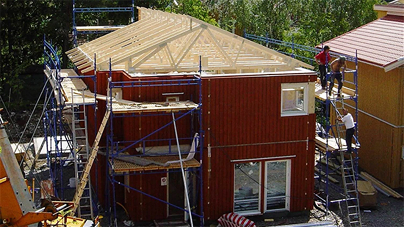 Besiktningsmannaboken berättar hur småhus bör byggas och besiktigas