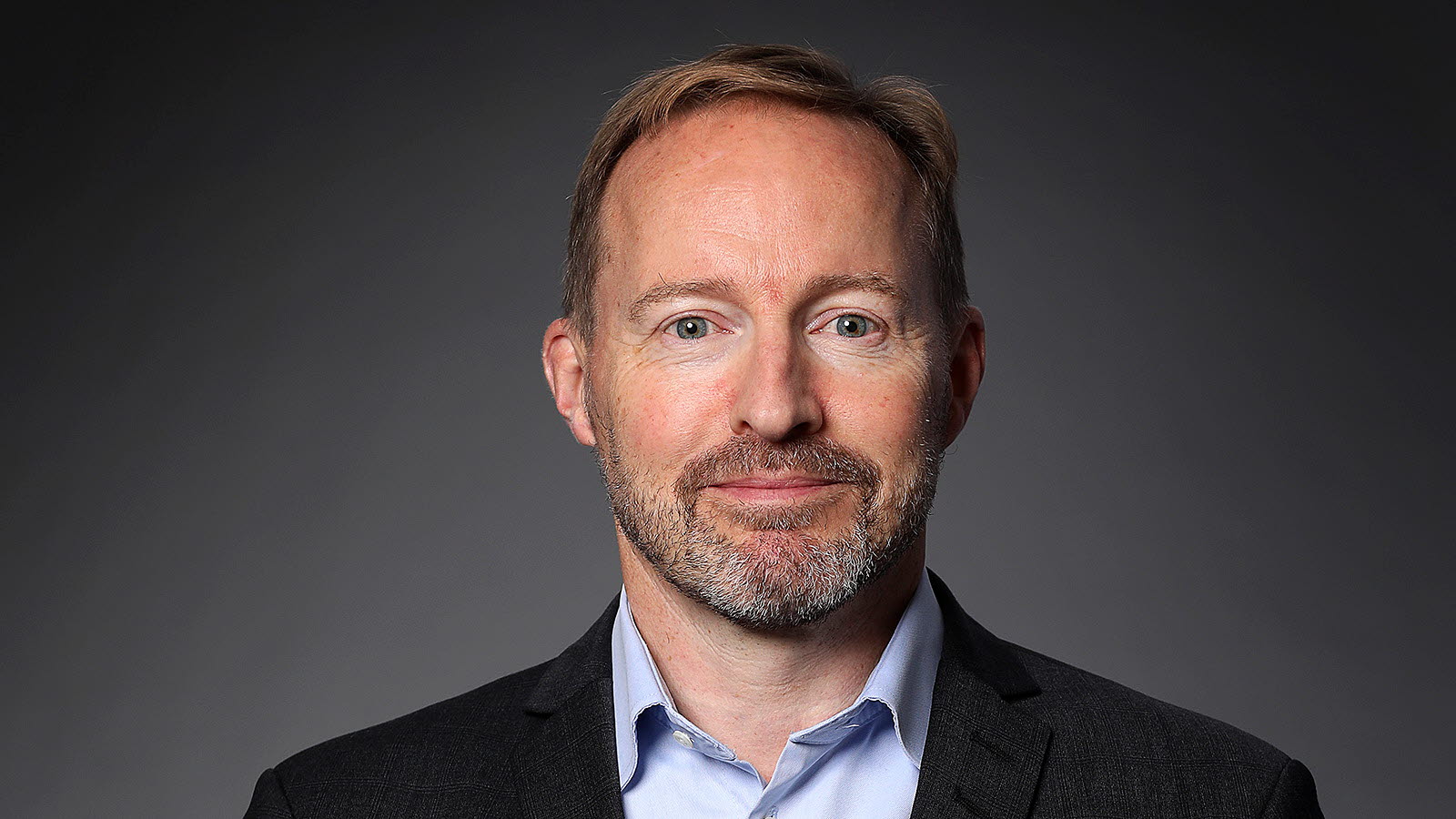 DEBATT: "Sveriges framtidstro bygger på en grund av cement"