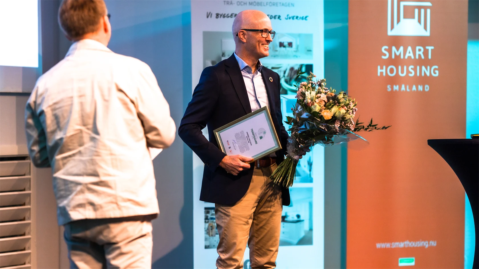 Anders Carlsson, hållbarhetschef på Derome, vinner första upplagan av Årets Träbyggare