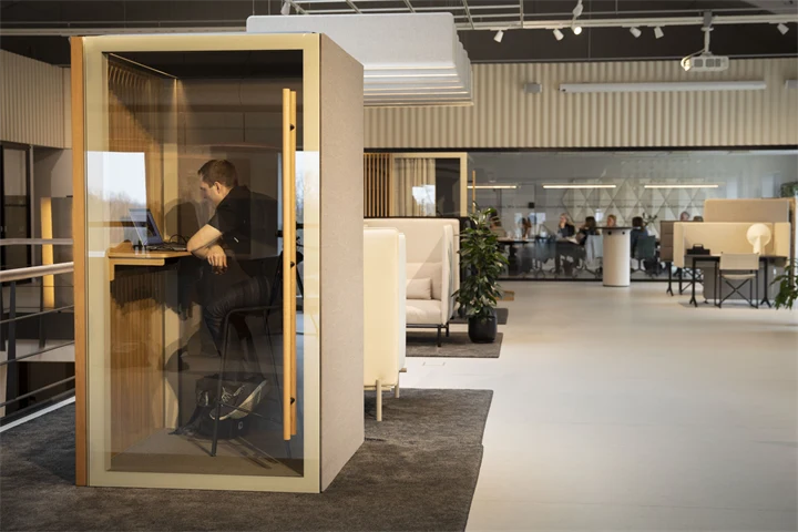 Ljudnivån är en viktig arbetsmiljöfråga på tysta Abstracta. 