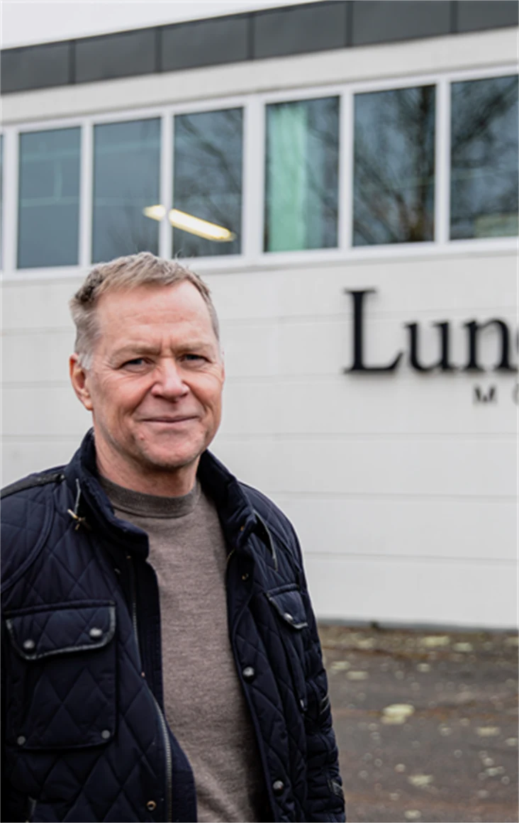 Stefan Lundberg, vd för Lundbergs Möbler, leder familjeföretaget från 1945 – en av Tibros äldsta möbeltillverkare.