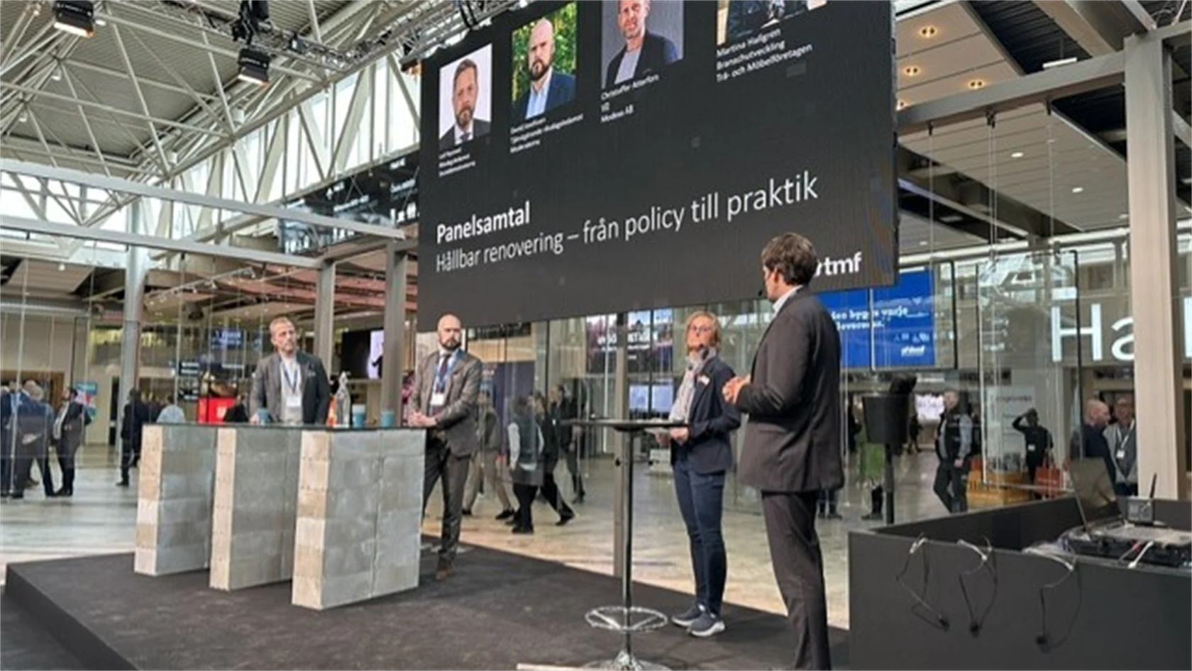 TMF anordnade seminarium om "Hållbar renovering" på stora scenen på Nordbygg.